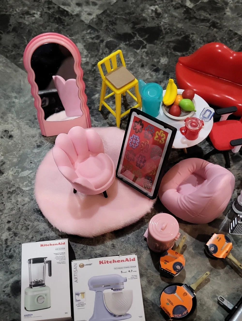 Mini Brands Home Set!